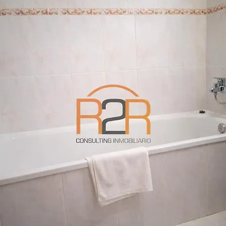 Lejlighed R2r - Con Piscina Y Garaje - C01a10 *