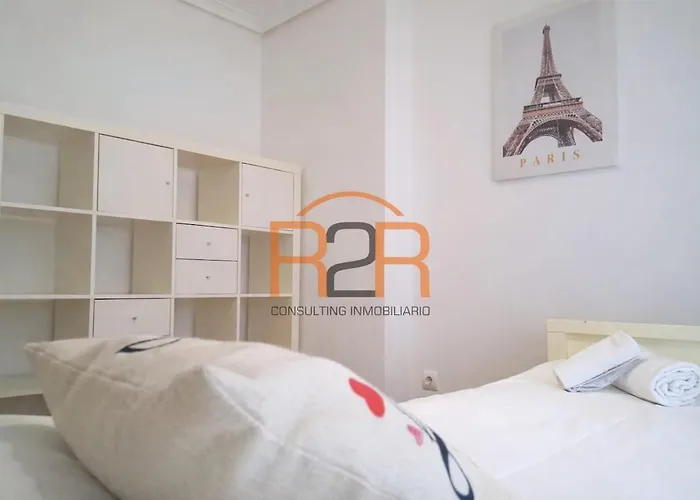 Lejlighed R2r-apartamento Con Piscina Y Garaje - C01a10 *